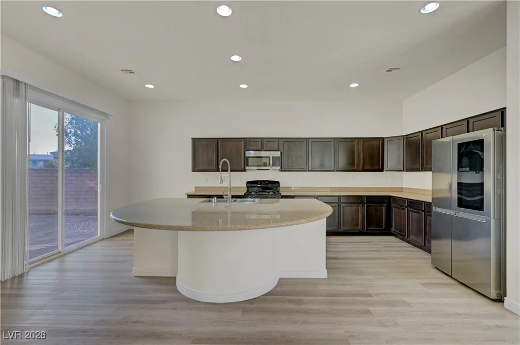 7931 Campers Village, Las Vegas, NV 89178