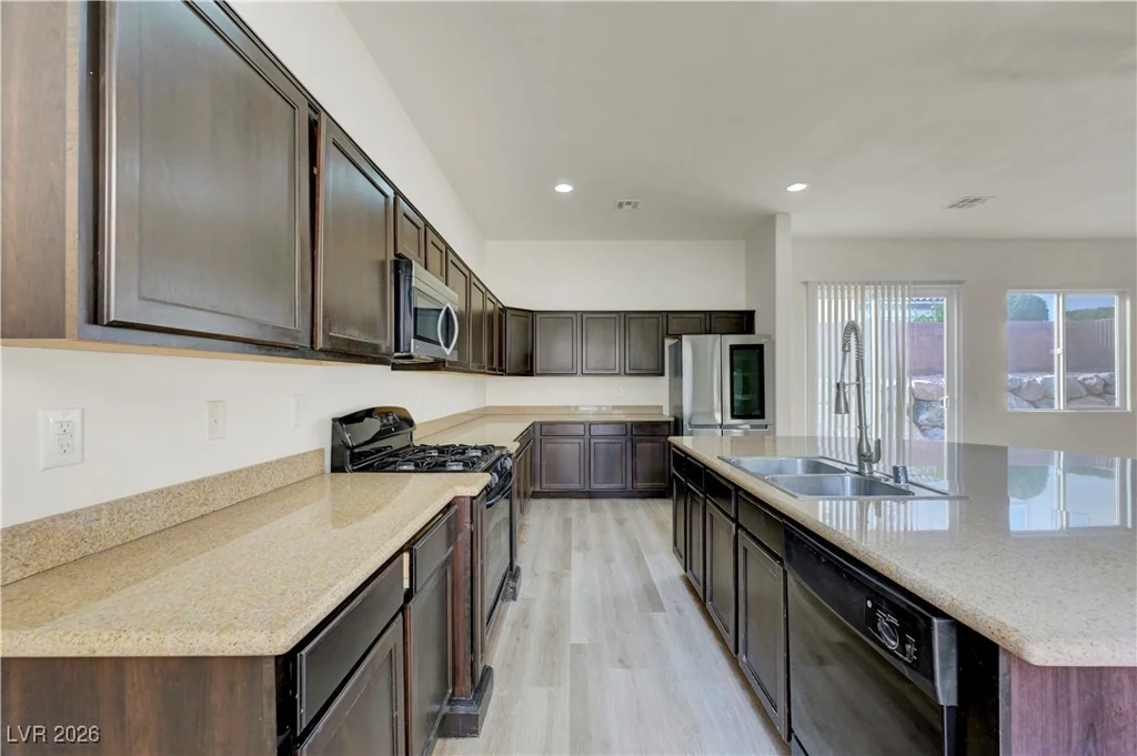 7931 Campers Village, Las Vegas, NV 89178
