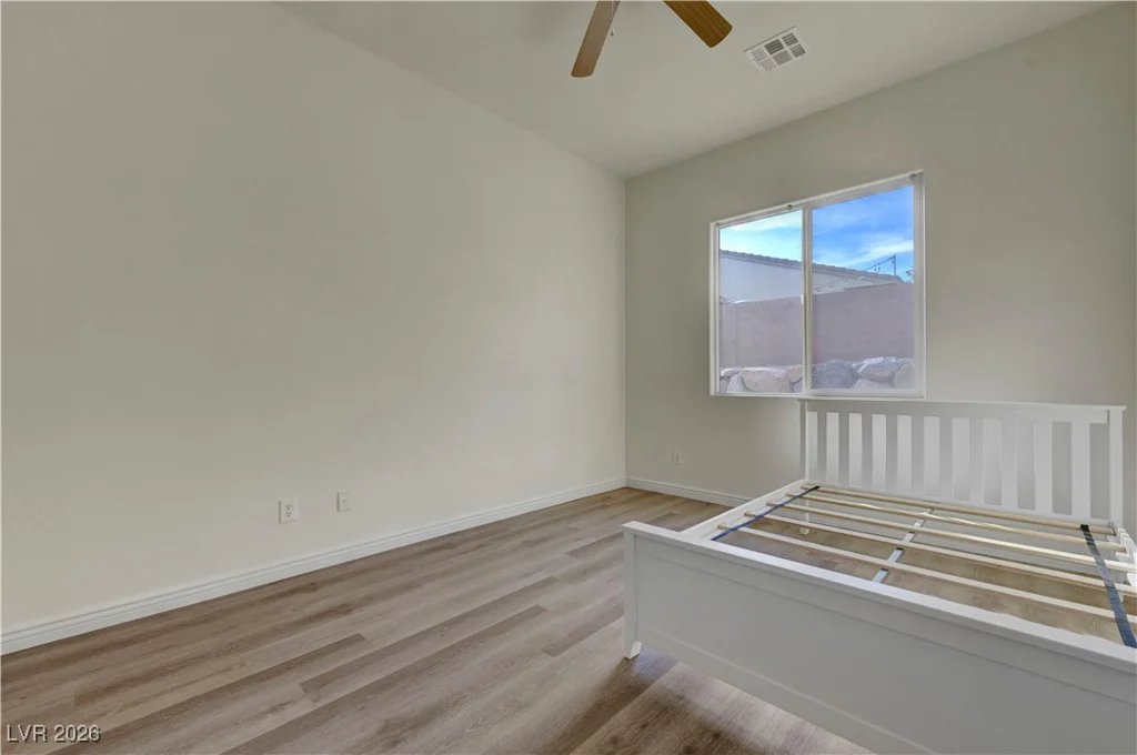 7931 Campers Village, Las Vegas, NV 89178