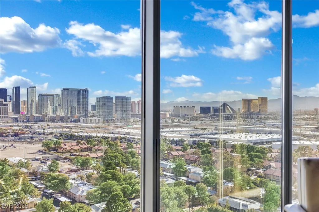 4381 Flamingo, Las Vegas, NV 89103