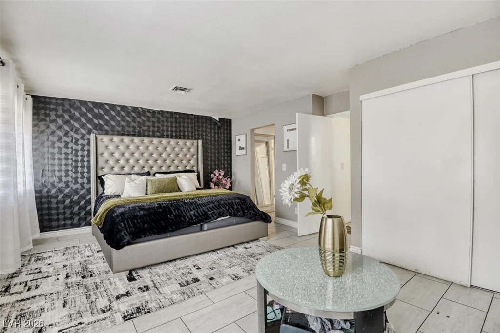 2765 Heritage, Las Vegas, NV 89121