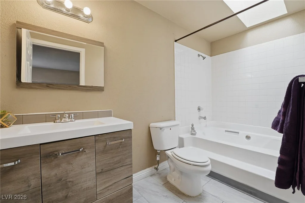 2982 Juniper Hills, Las Vegas, NV 89142