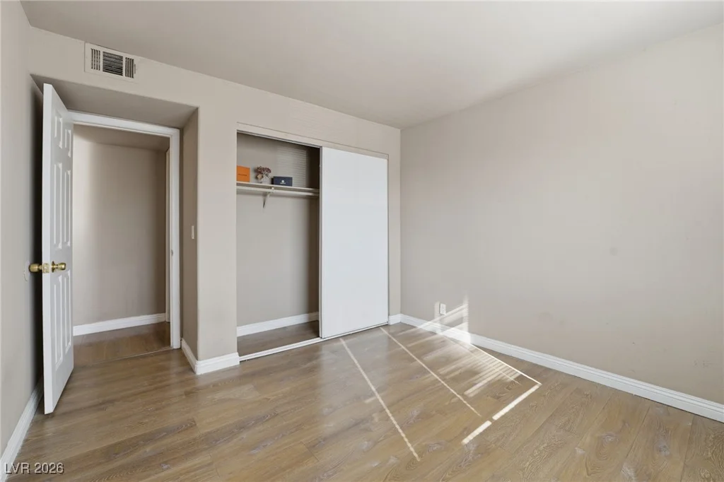 2982 Juniper Hills, Las Vegas, NV 89142
