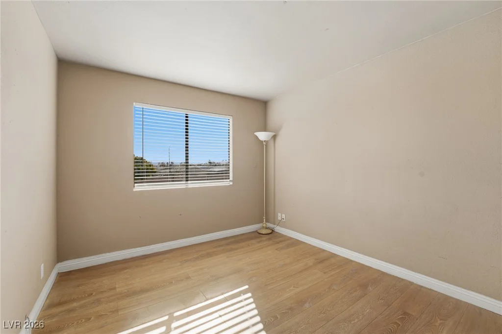 2982 Juniper Hills, Las Vegas, NV 89142