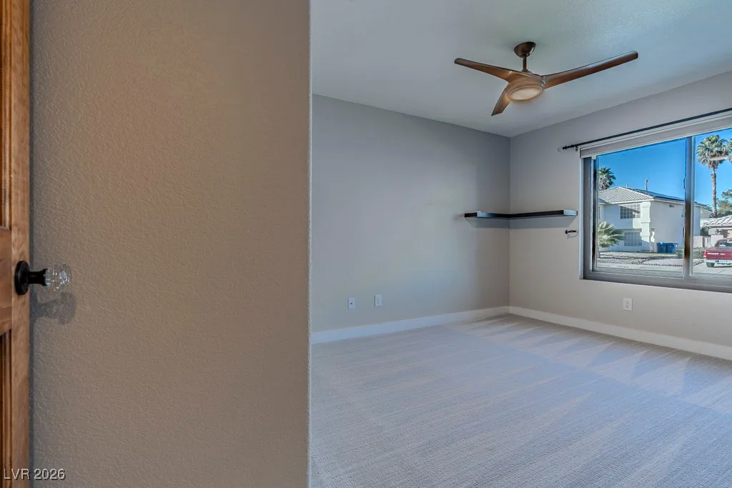 6821 Beach Nest, Las Vegas, NV 89130