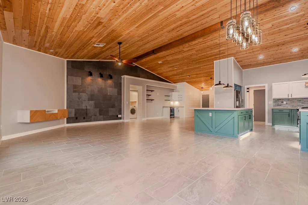 6821 Beach Nest, Las Vegas, NV 89130