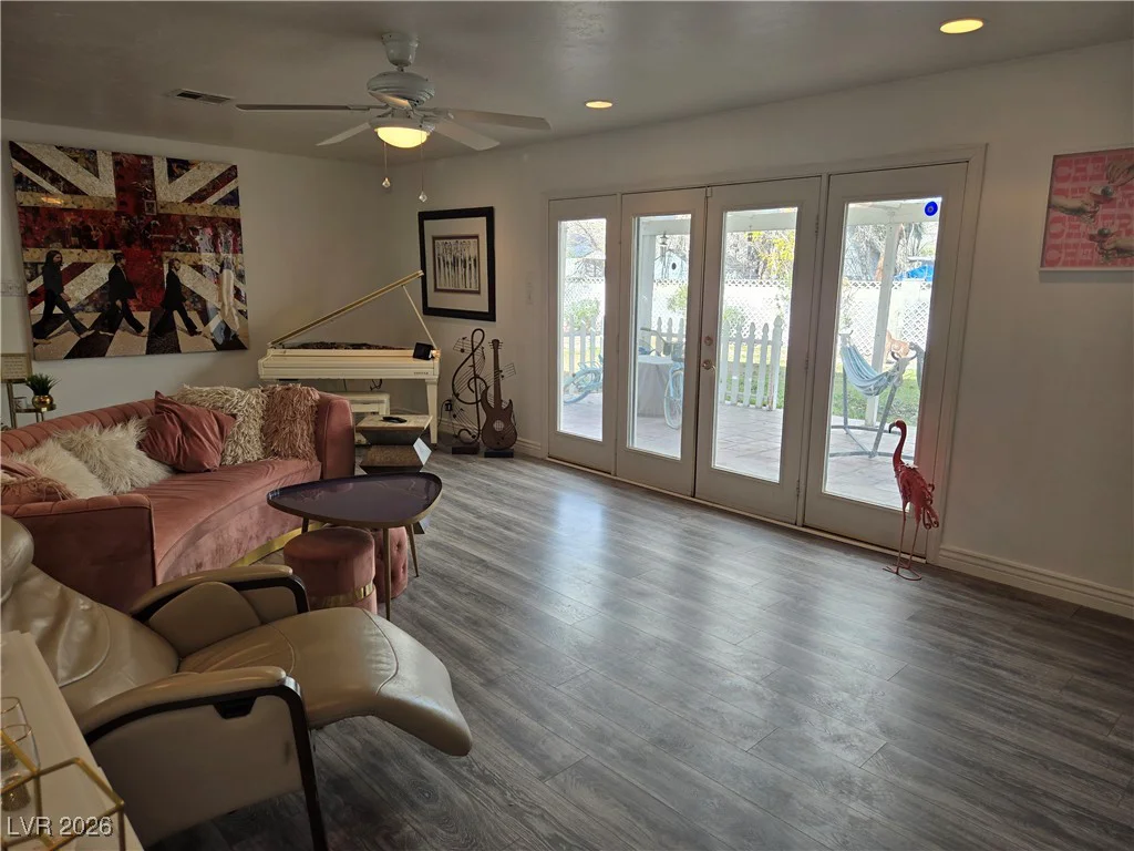 2706 Colanthe, Las Vegas, NV 89102