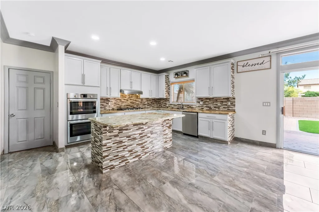 418 Finch Ridge, North Las Vegas, NV 89032