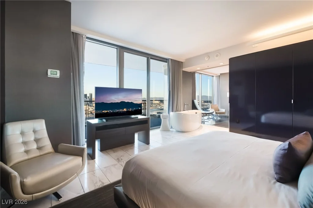 4381 Flamingo, Las Vegas, NV 89103