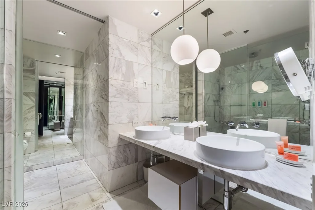 4381 Flamingo, Las Vegas, NV 89103
