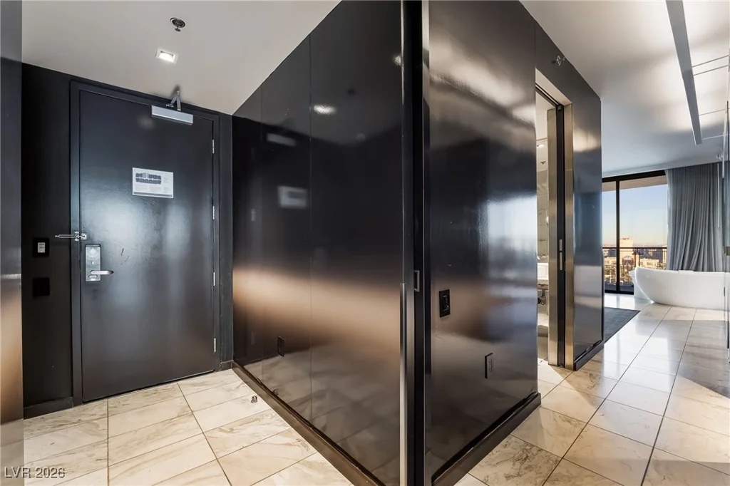 4381 Flamingo, Las Vegas, NV 89103