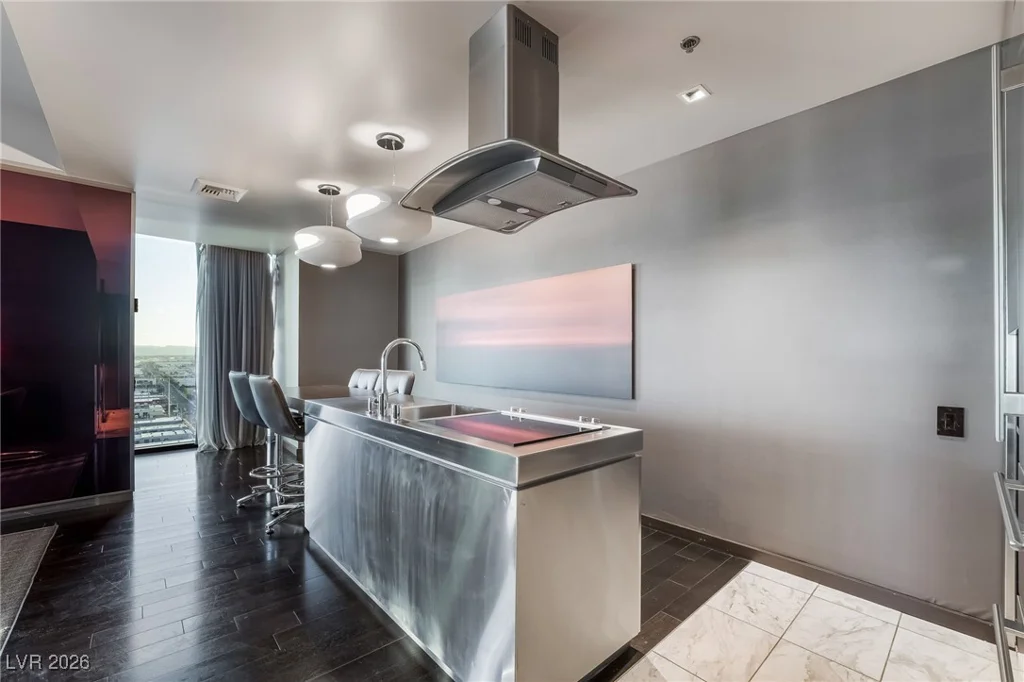 4381 Flamingo, Las Vegas, NV 89103