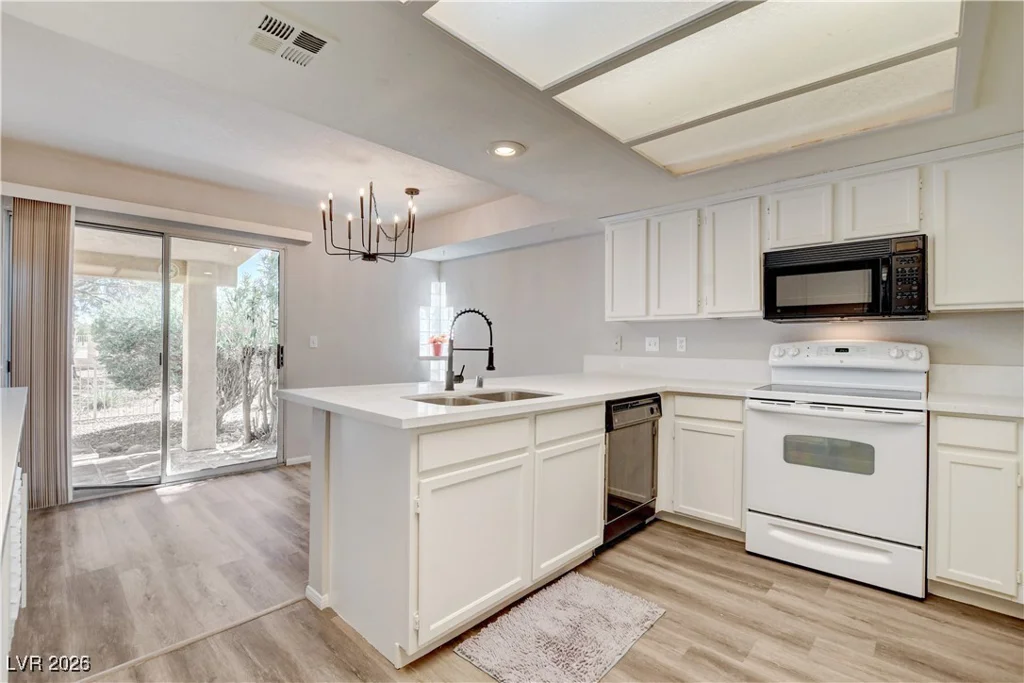 5481 Painted Mirage, Las Vegas, NV 89149