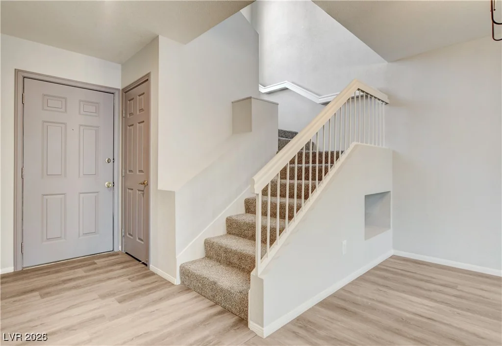 5481 Painted Mirage, Las Vegas, NV 89149