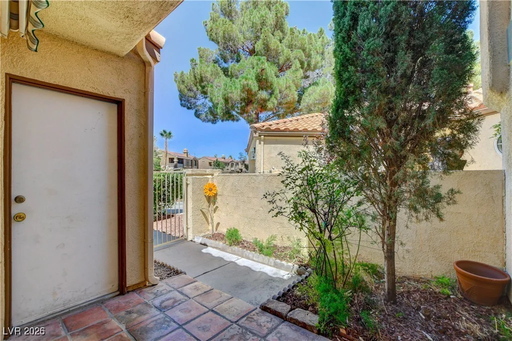 5481 Painted Mirage, Las Vegas, NV 89149