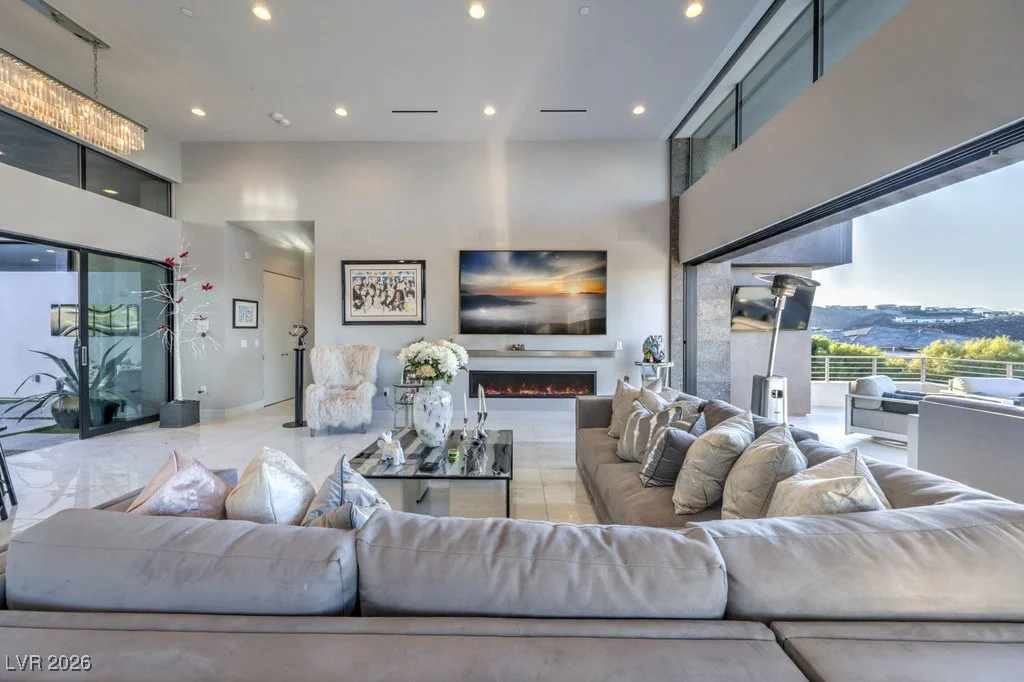 671 Scenic Rim, Henderson, NV 89012