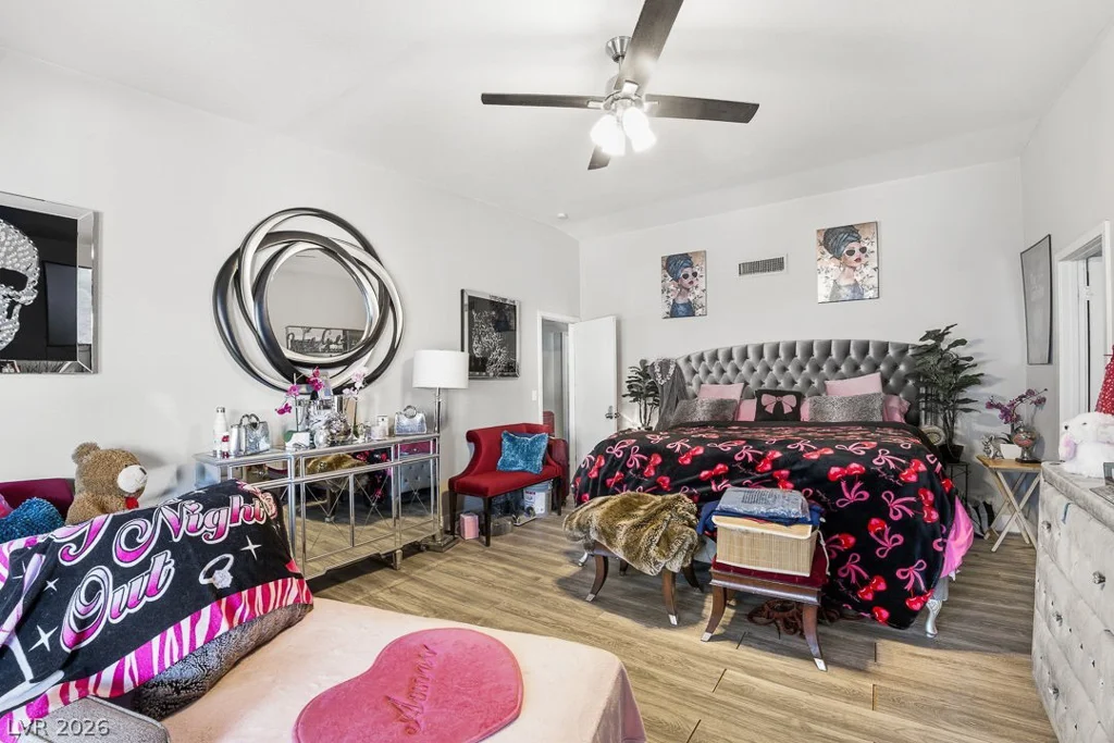 3964 Acapulco, Las Vegas, NV 89121