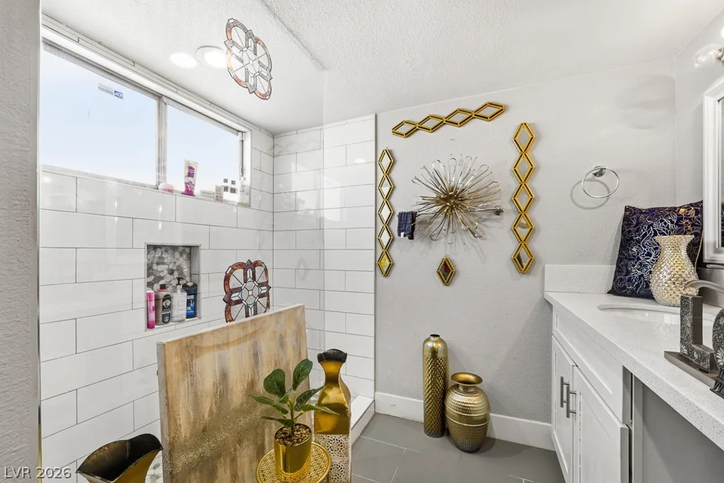 3964 Acapulco, Las Vegas, NV 89121