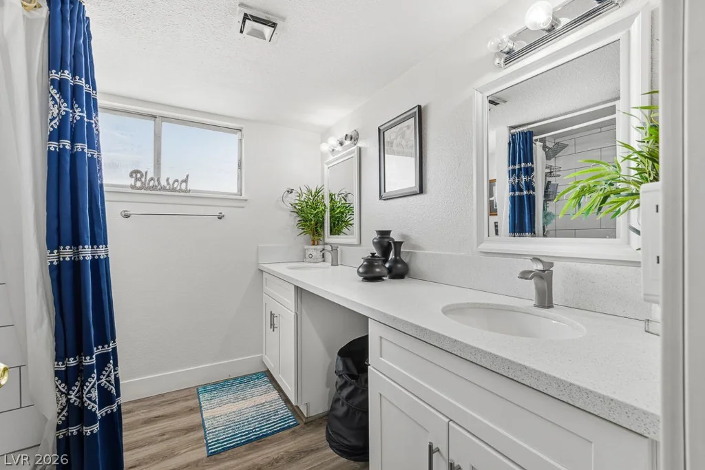 3964 Acapulco, Las Vegas, NV 89121