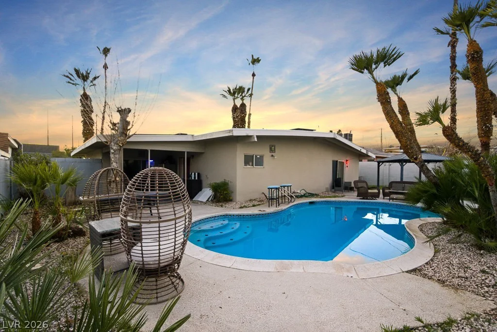 3964 Acapulco, Las Vegas, NV 89121