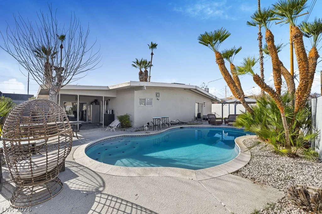 3964 Acapulco, Las Vegas, NV 89121