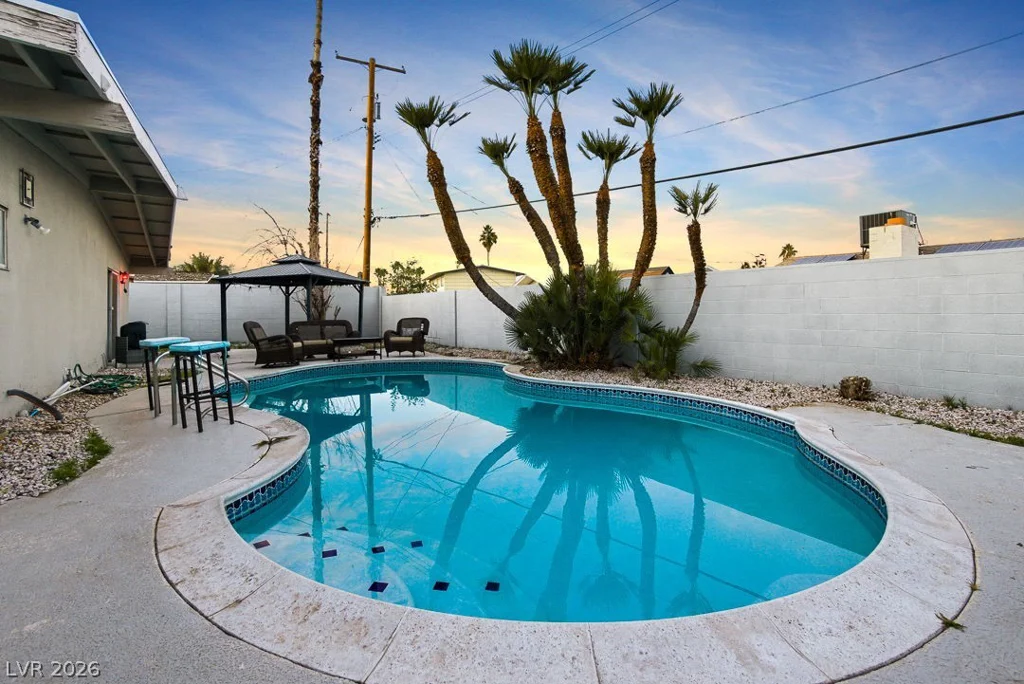 3964 Acapulco, Las Vegas, NV 89121