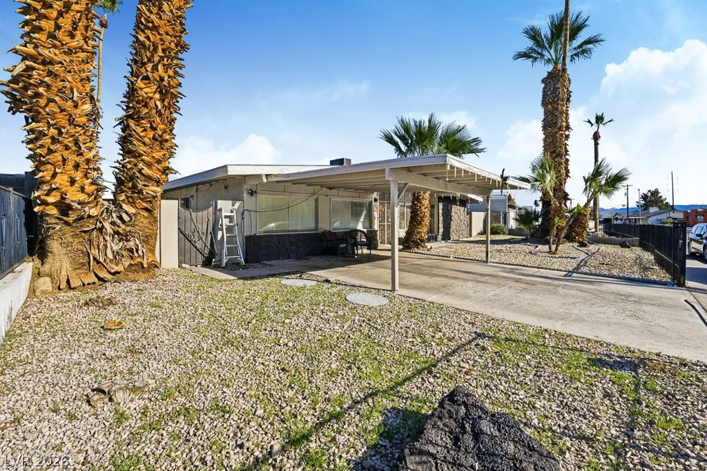 3964 Acapulco, Las Vegas, NV 89121