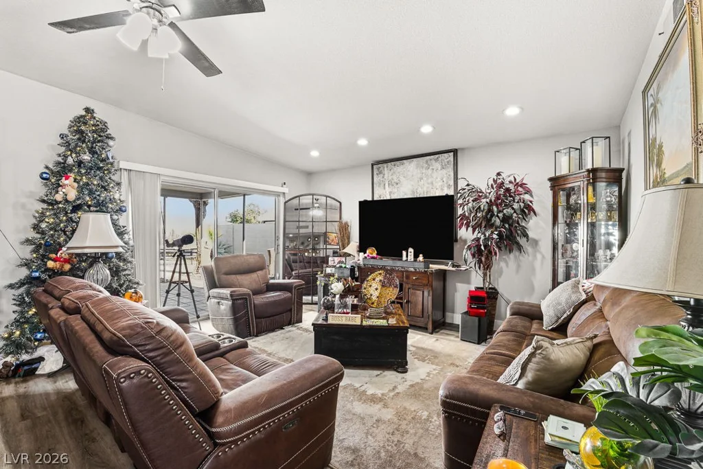 3964 Acapulco, Las Vegas, NV 89121