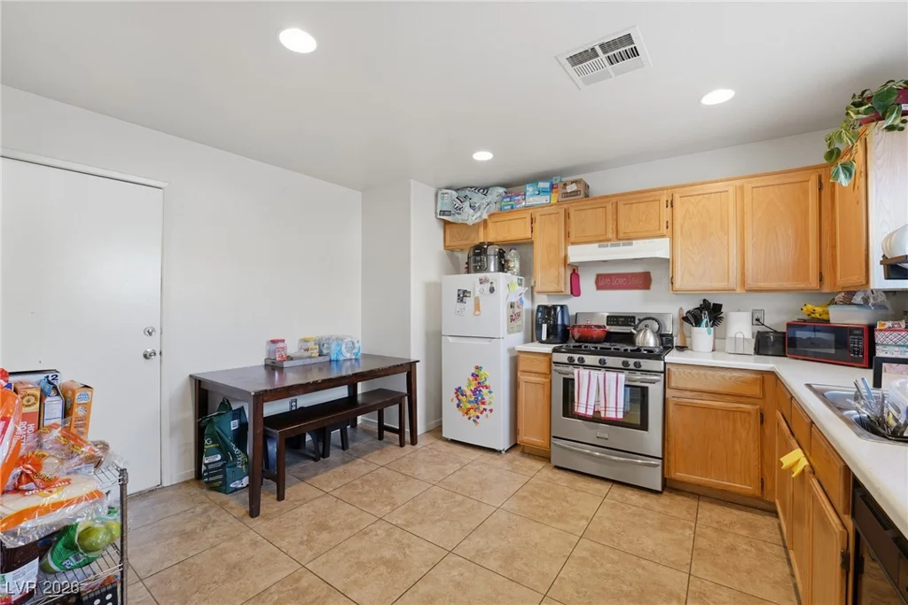 5220 Paradise Valley, Las Vegas, NV 89156