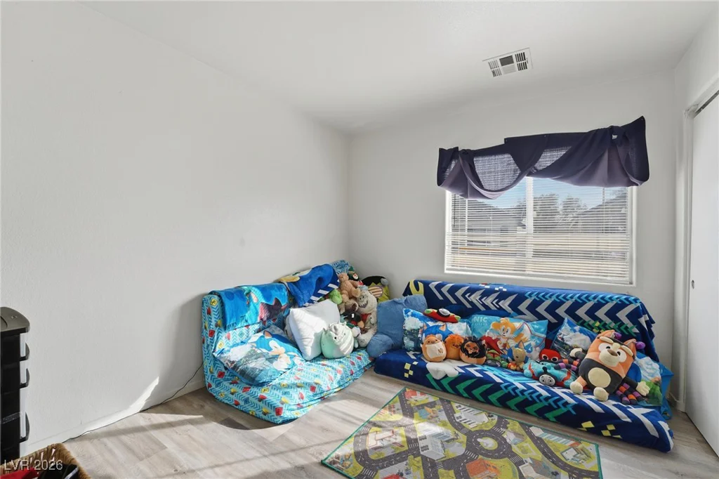 5220 Paradise Valley, Las Vegas, NV 89156