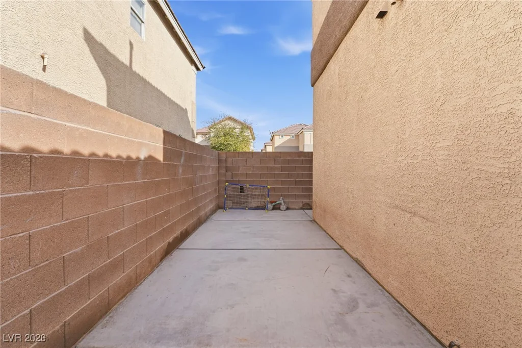 5220 Paradise Valley, Las Vegas, NV 89156