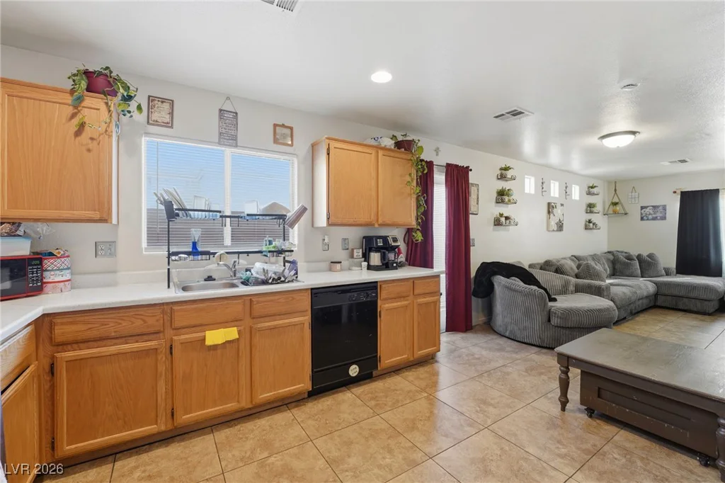 5220 Paradise Valley, Las Vegas, NV 89156