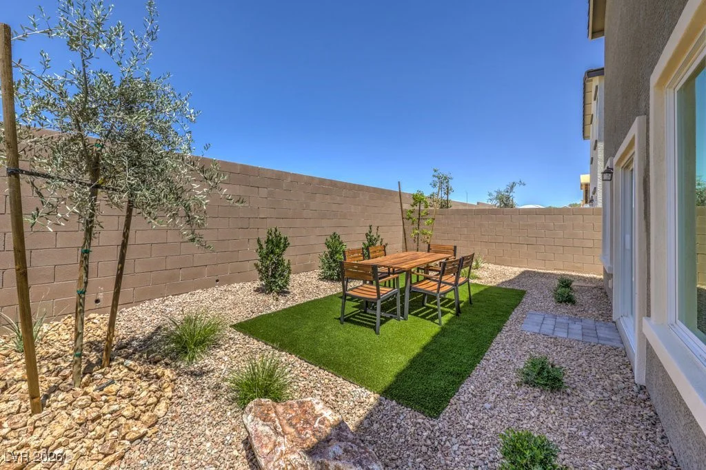 6035 Orchid Falls, North Las Vegas, NV 89081