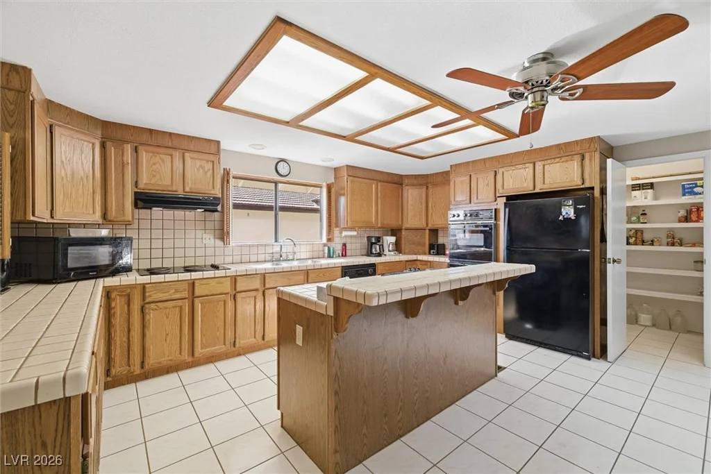 1610 Red Rock, Pahrump, NV 89048