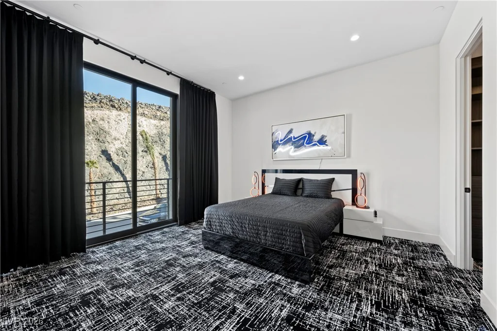 577 Overlook Rim, Henderson, NV 89012