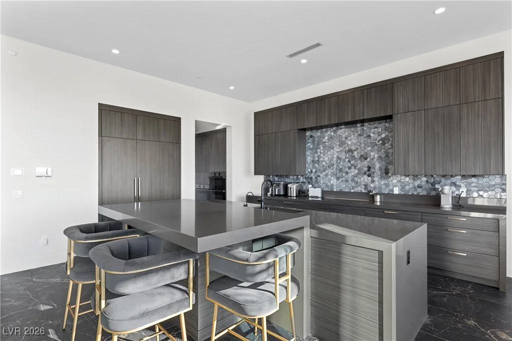 577 Overlook Rim, Henderson, NV 89012