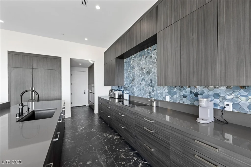 577 Overlook Rim, Henderson, NV 89012