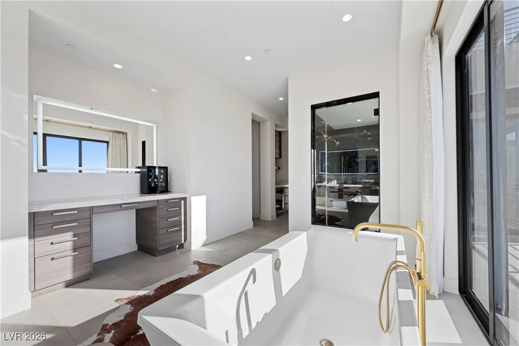 577 Overlook Rim, Henderson, NV 89012