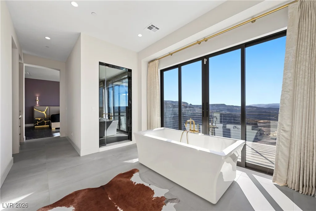577 Overlook Rim, Henderson, NV 89012