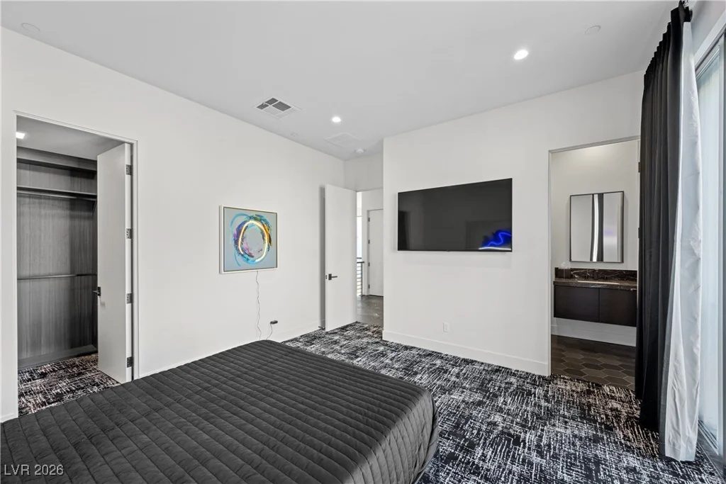 577 Overlook Rim, Henderson, NV 89012
