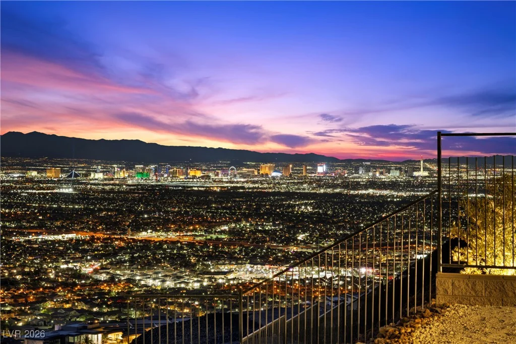 577 Overlook Rim, Henderson, NV 89012