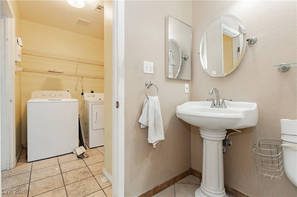 1808 La Villa, North Las Vegas, NV 89031