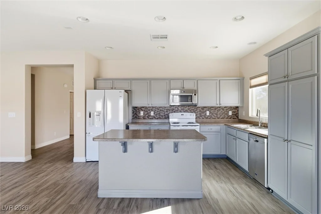 4480 La Grancia, Pahrump, NV 89061