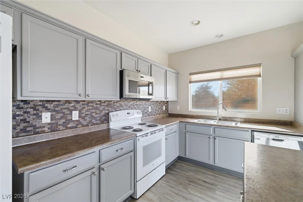 4480 La Grancia, Pahrump, NV 89061