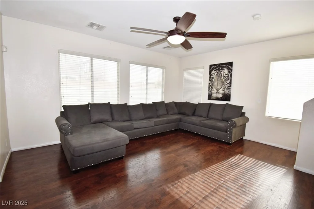 6158 Belmont Shores, Las Vegas, NV 89115