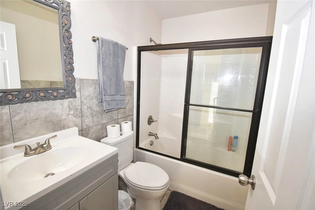 6158 Belmont Shores, Las Vegas, NV 89115