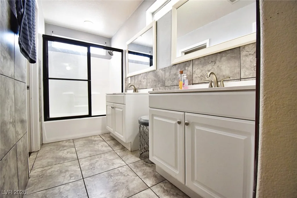 6158 Belmont Shores, Las Vegas, NV 89115