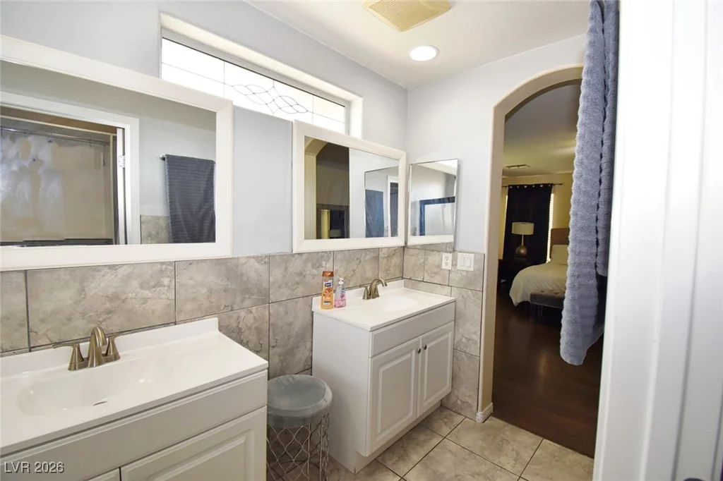 6158 Belmont Shores, Las Vegas, NV 89115