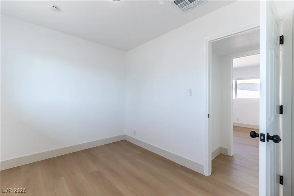 2816 Berg, North Las Vegas, NV 89030