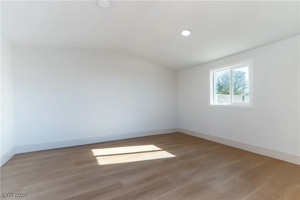 2816 Berg, North Las Vegas, NV 89030